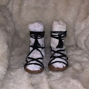 Barely Worn Steve Madden Suede Gladiator Sandals, Black, in Original Box!